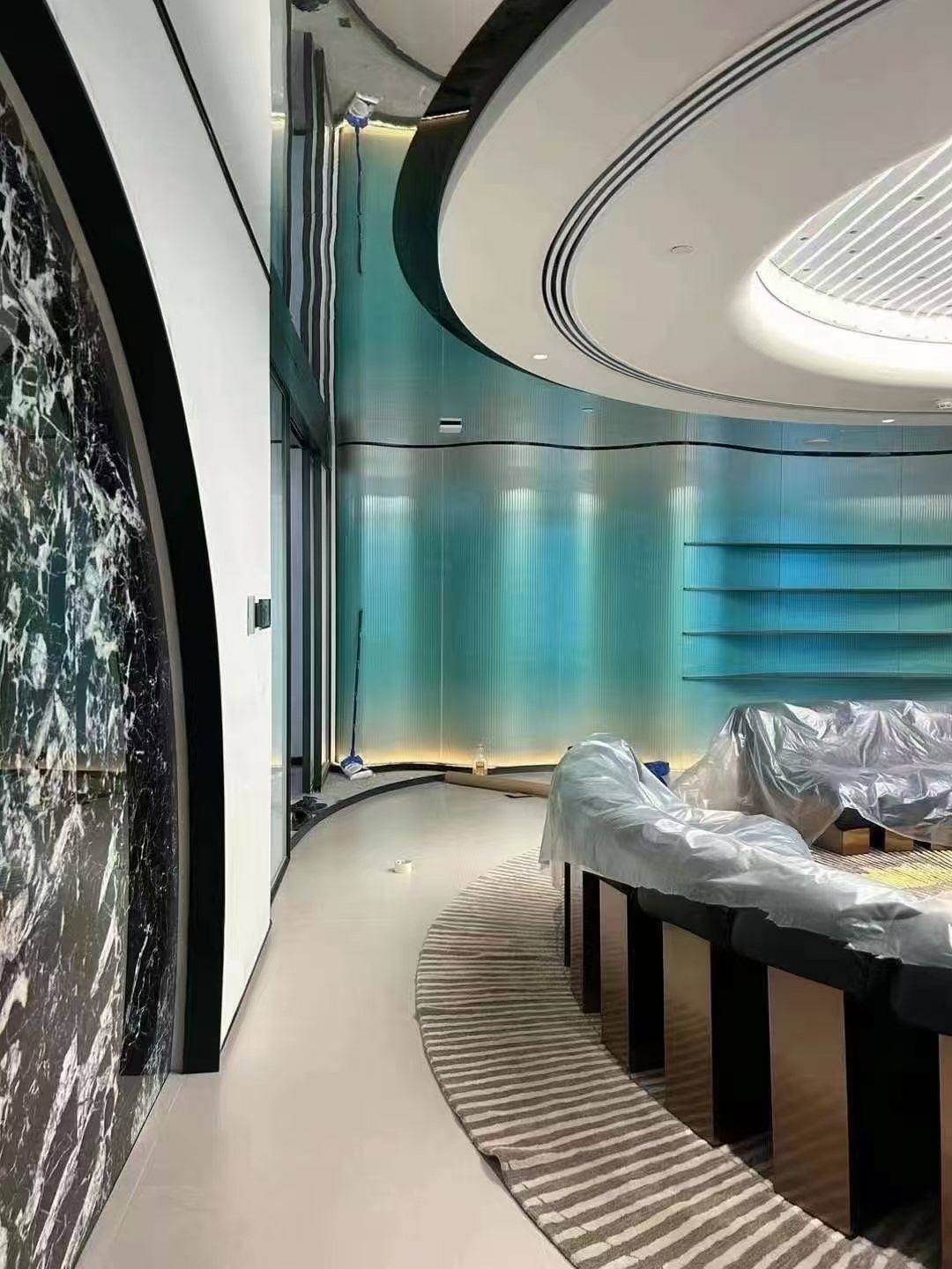 Curved corridor of gradient glass — Dubai VIP Lounge · Gradient Art Glass Project by ETERNAL